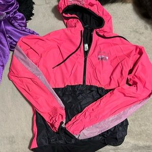 doesn’t fit anymore! It’s basically new. I’ve worn it around 4 times.